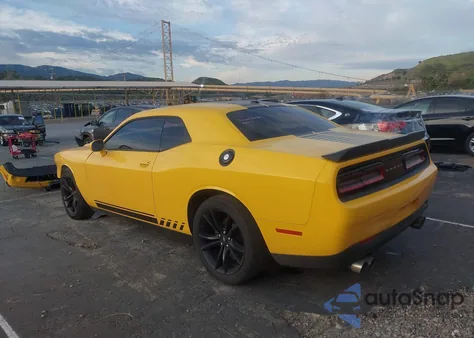 2017 Dodge Challenger Sxt z USA, uszkodzony, nr VIN 2C3CDZAG7HH531774